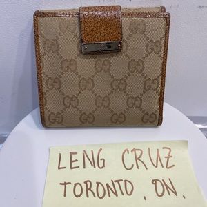 Gucci wallet (sold)